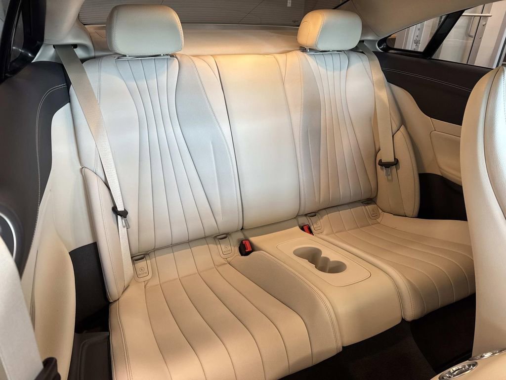 Used 2022 Mercedes-Benz E 450 Coupe image 9