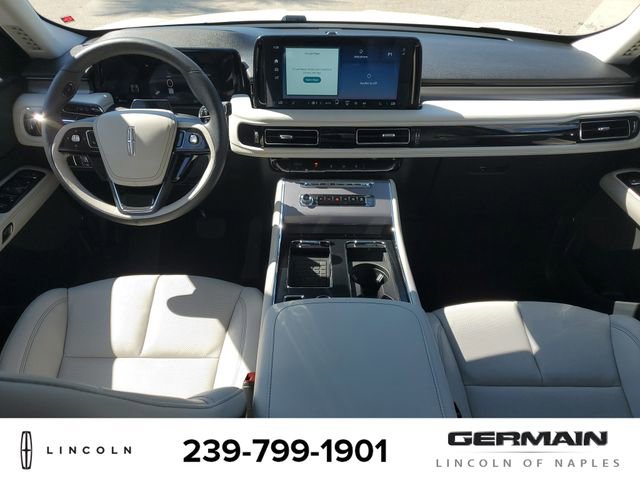 New 2025 Lincoln Aviator 2WD image 17