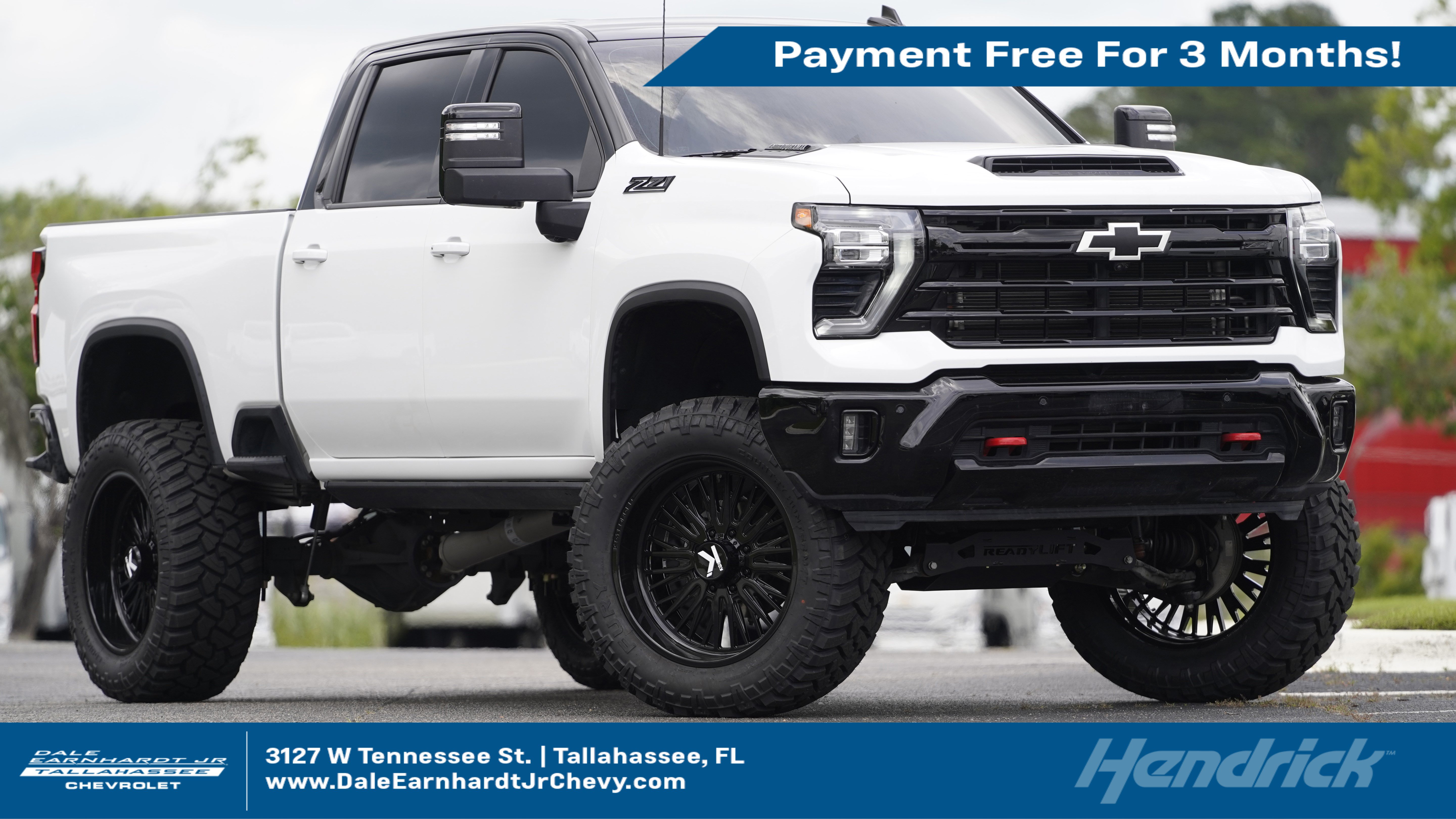 Used 2025 Chevrolet Silverado 2500 LTZ w/ LTZ Plus Package AWD/4WD image 1