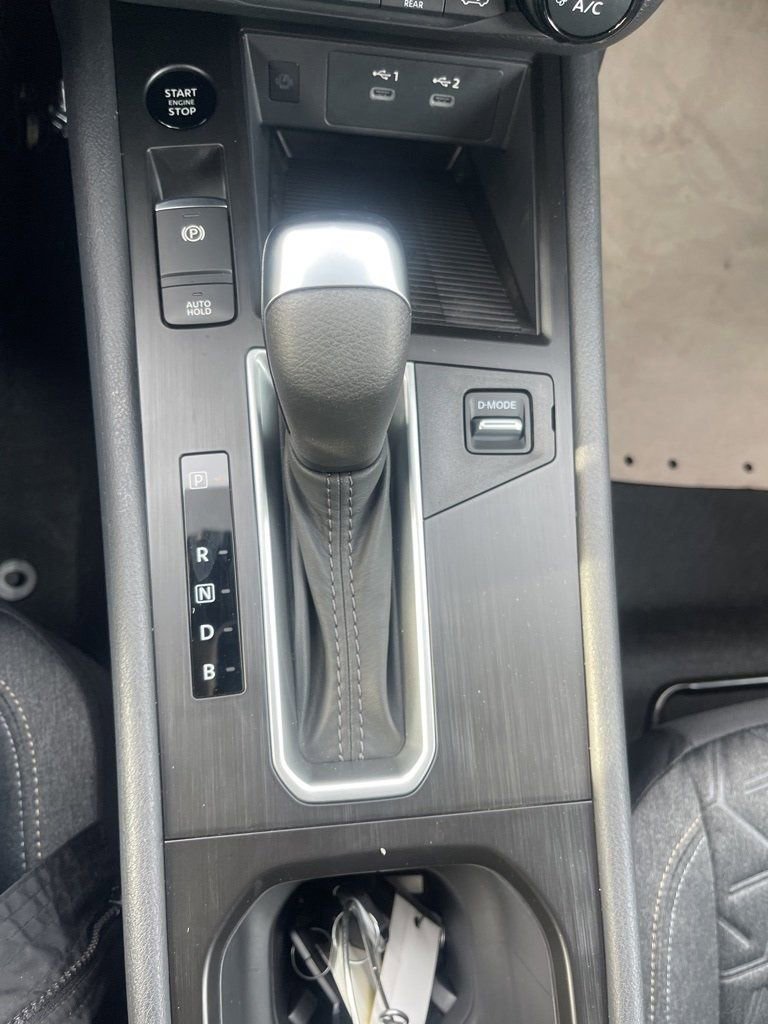 Used 2025 Nissan Kicks SV w/ SV Premium Package AWD/4WD image 26