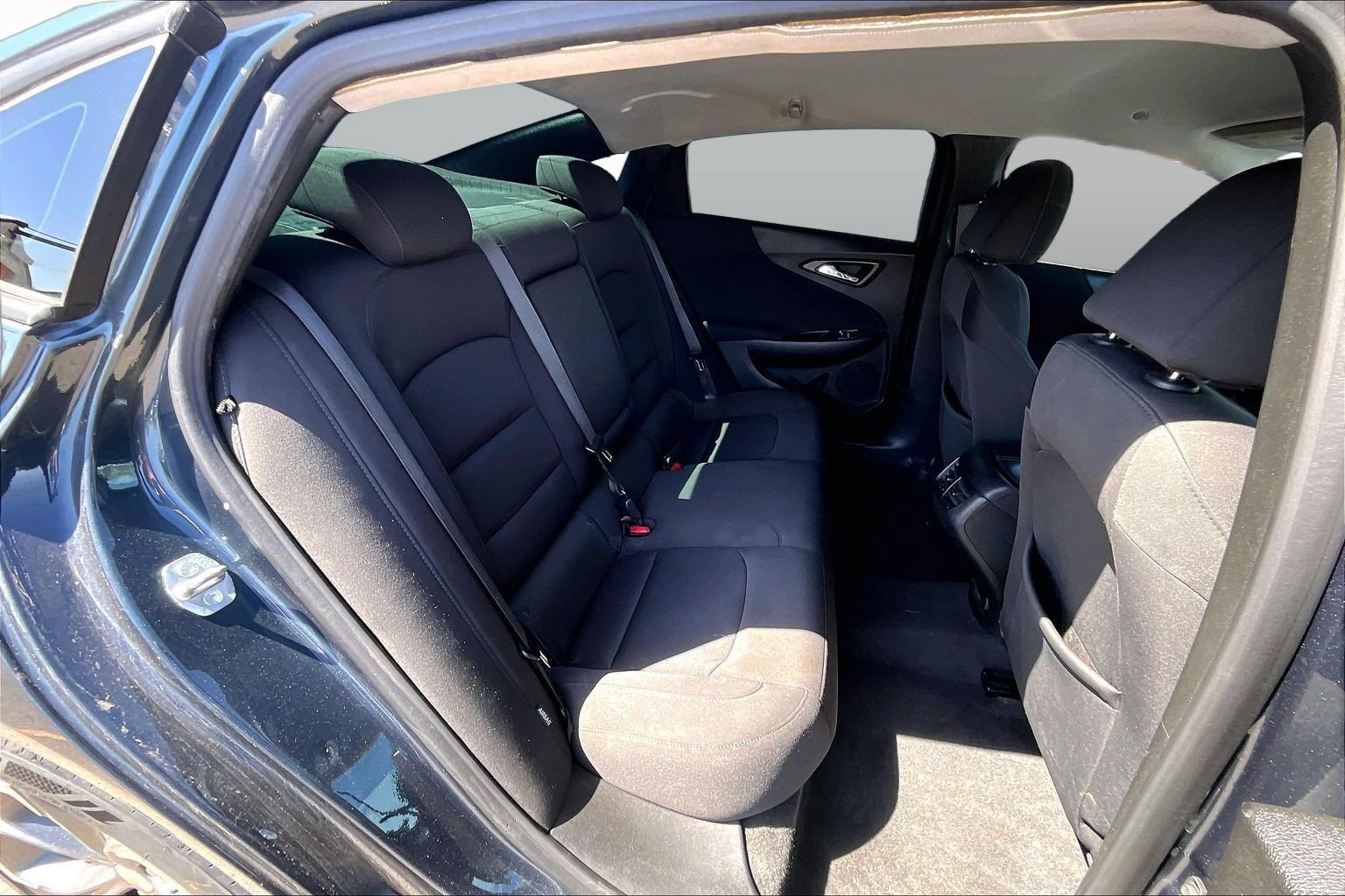 Used 2020 Chevrolet Malibu LT FWD image 25