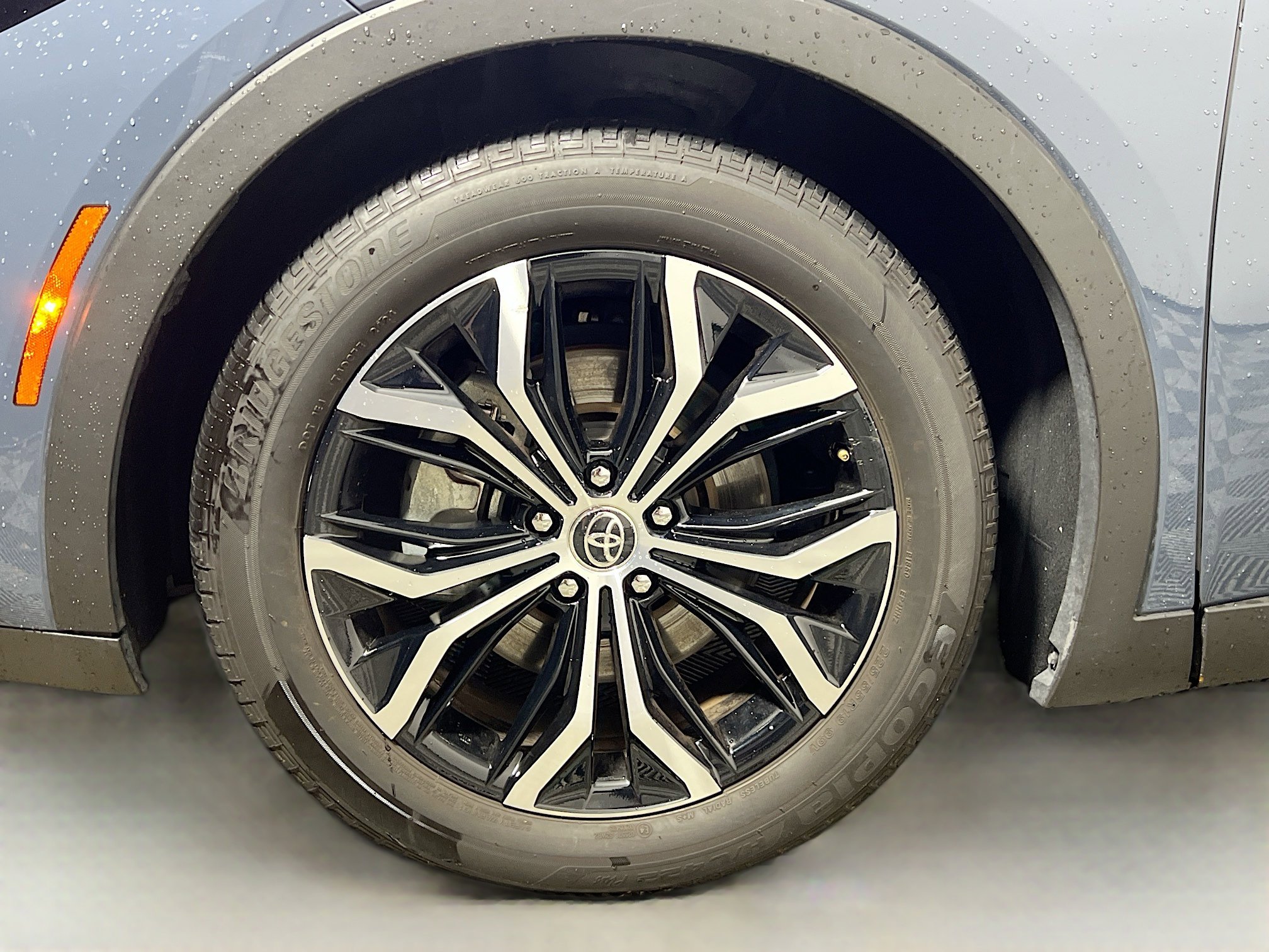 Used 2025 Toyota Crown XLE image 14