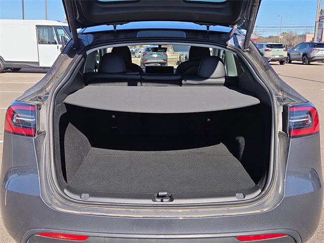 Used 2023 Tesla Model Y Long Range image 15