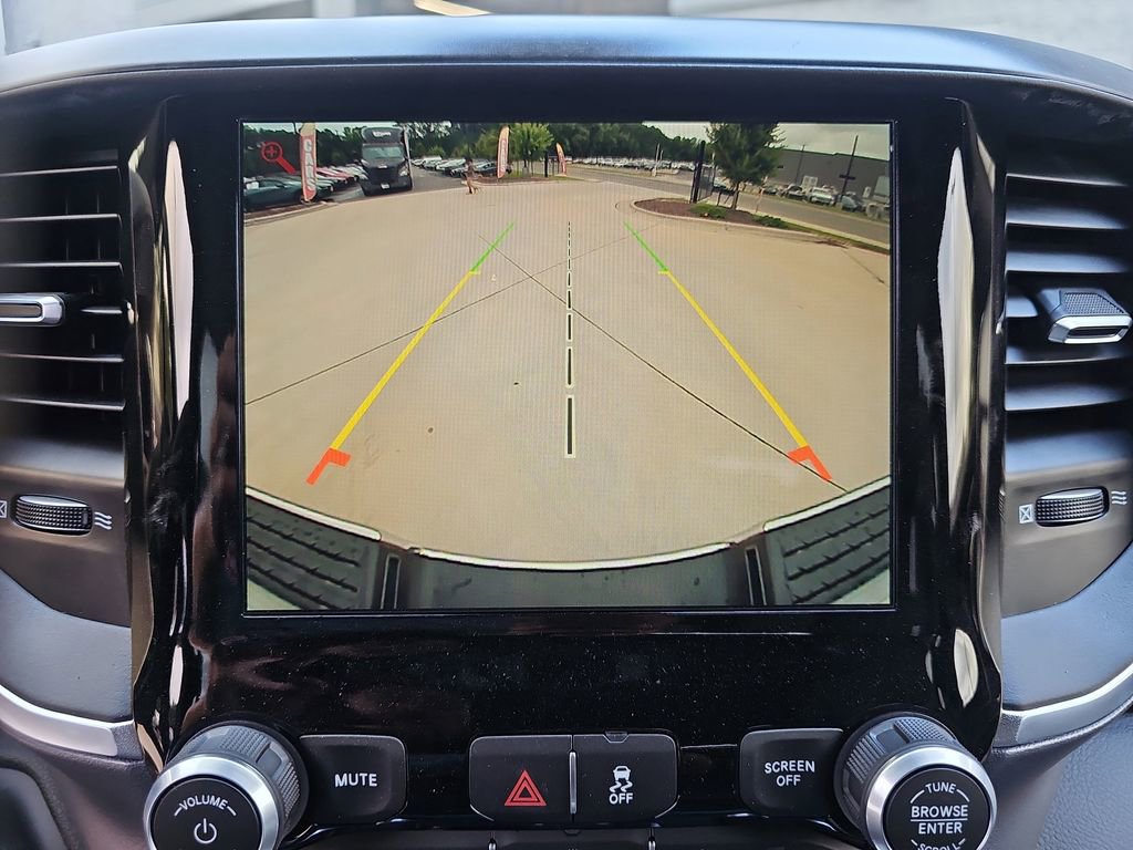 New 2024 RAM 2500 Big Horn w/ Heated Seats & Wheel Group image 23