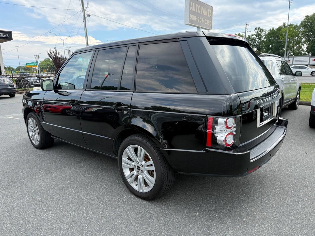 Used 2012 Land Rover Range Rover HSE LUX AWD/4WD image 6