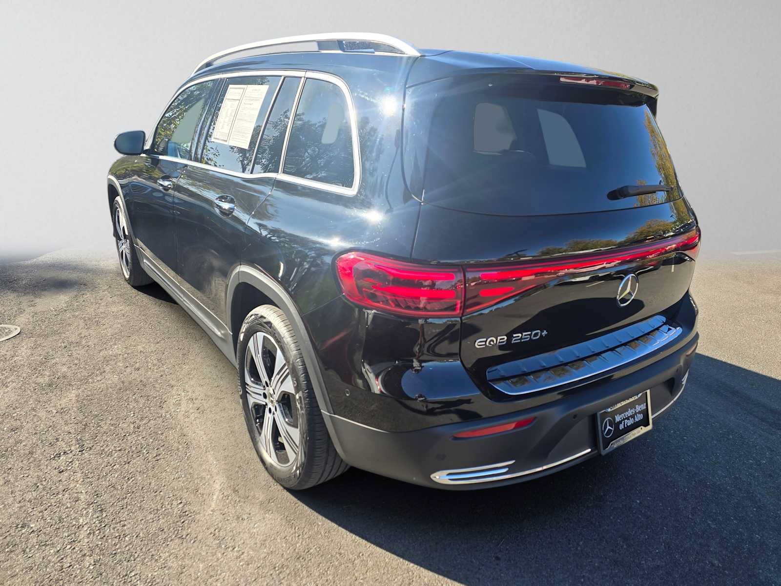 Used 2024 Mercedes-Benz EQB 250+ image 5
