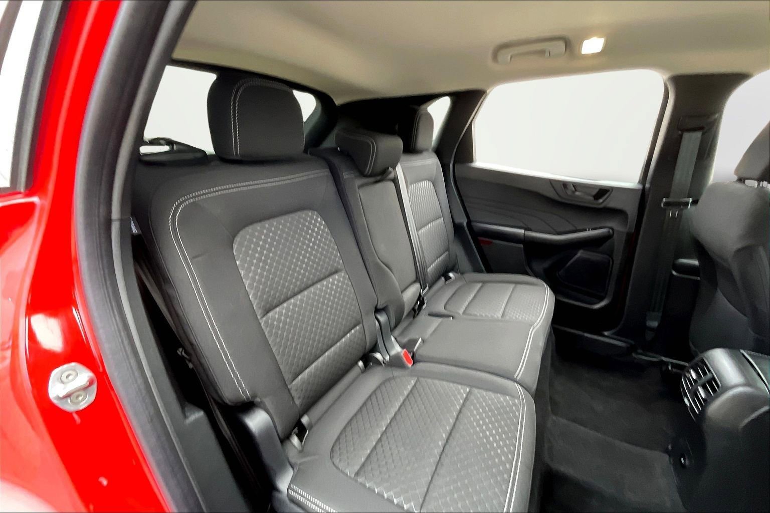 Used 2024 Ford Escape Active w/ Cold Weather Package image 17