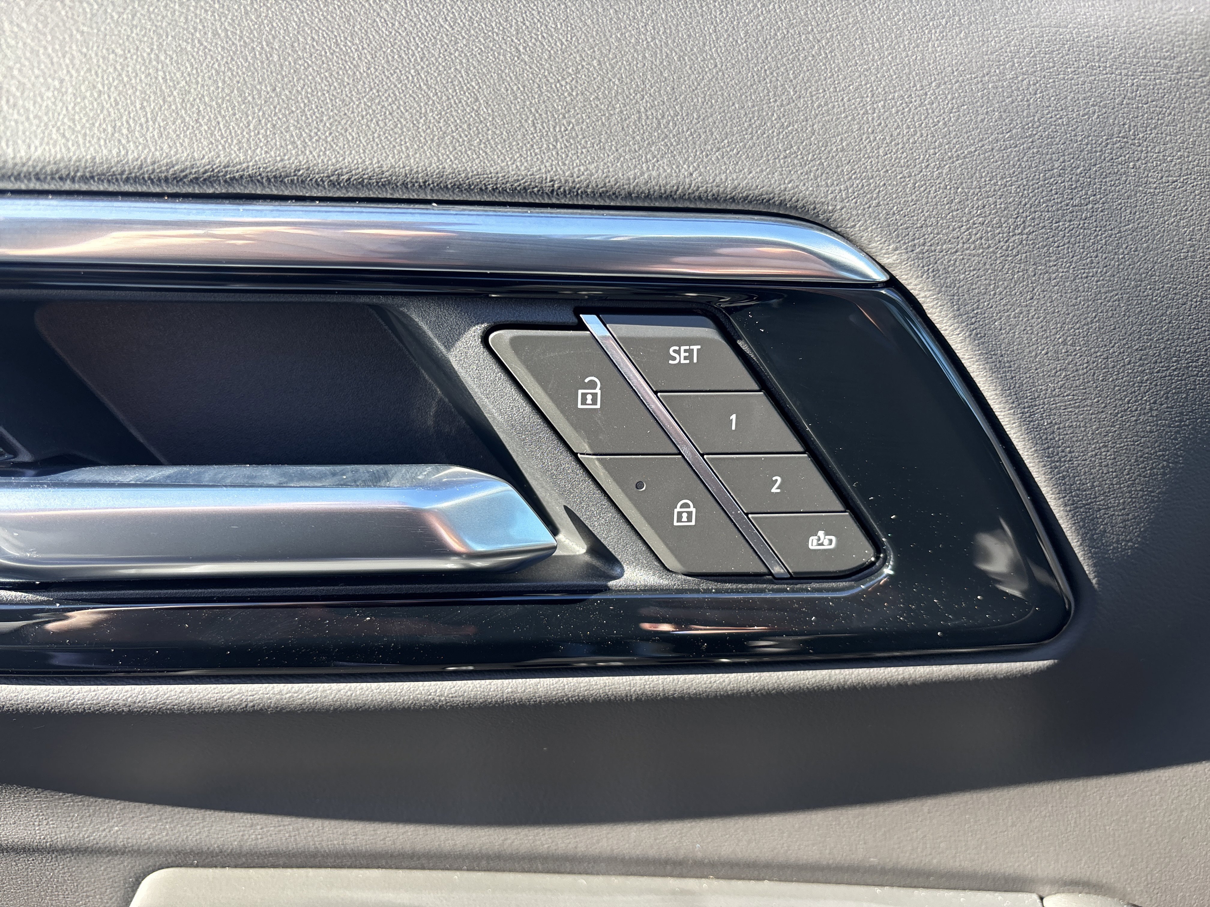 New 2026 Chevrolet Tahoe LT image 17