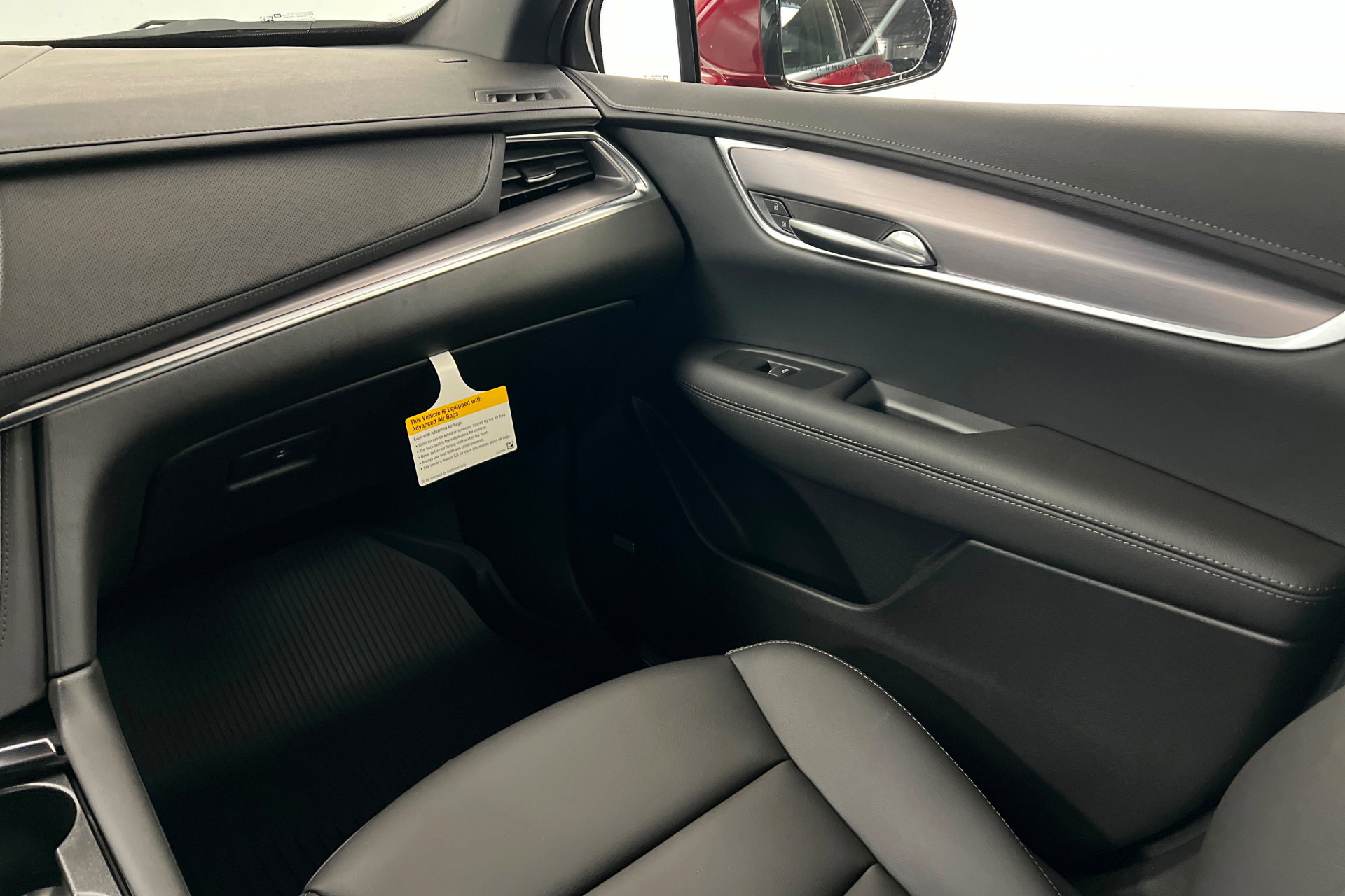 New 2026 Cadillac XT5 Luxury image 11