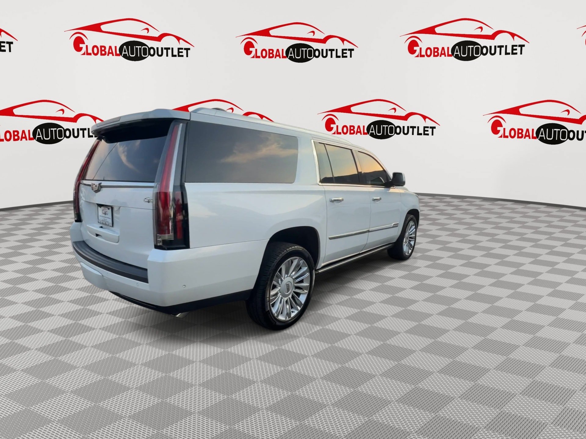 Used 2017 Cadillac Escalade ESV Platinum AWD/4WD image 7