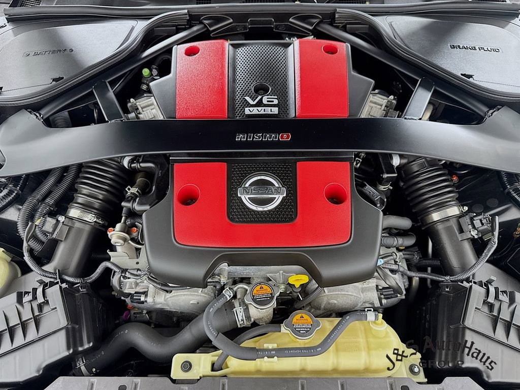 Used 2019 Nissan 370Z NISMO RWD image 37
