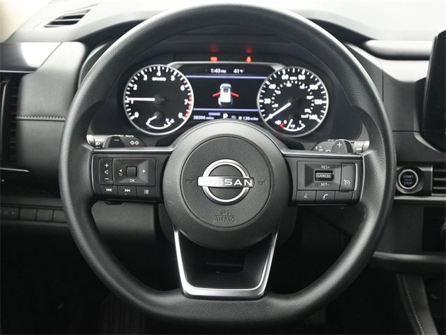 Used 2024 Nissan Pathfinder S image 26