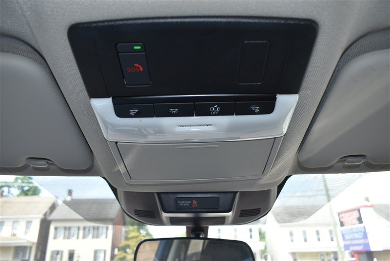 Used 2023 Nissan Rogue SV AWD/4WD image 19