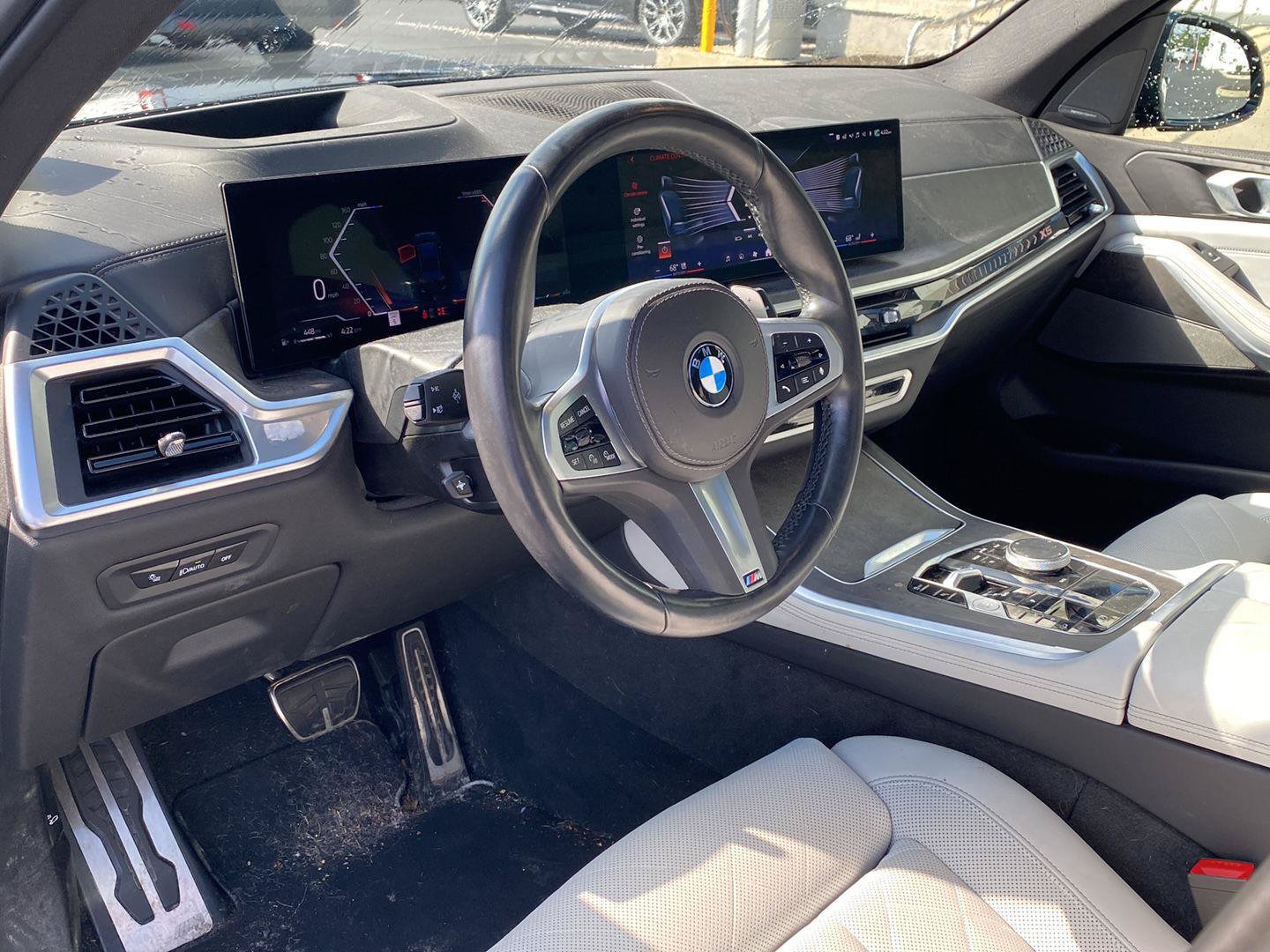 Used 2024 BMW X5 xDrive40i w/ M Sport Package AWD/4WD image 10