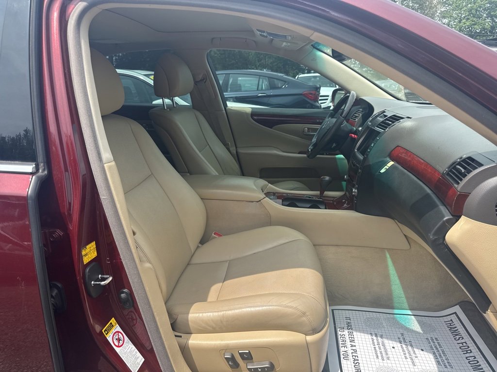 Used 2007 Lexus LS 460 image 25