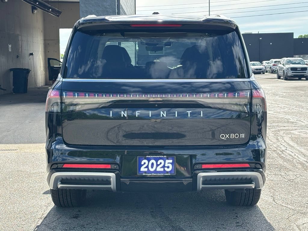 Used 2025 INFINITI QX80 Sensory AWD/4WD image 6
