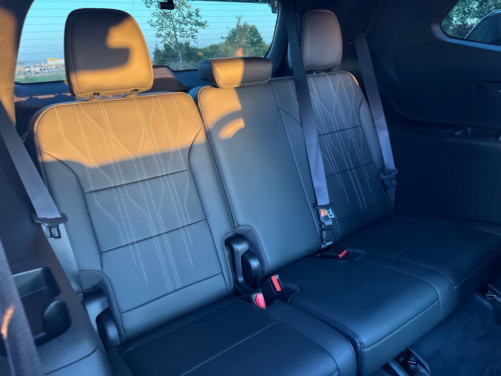 Used 2025 Buick Enclave Avenir w/ Super Cruise Package FWD image 30
