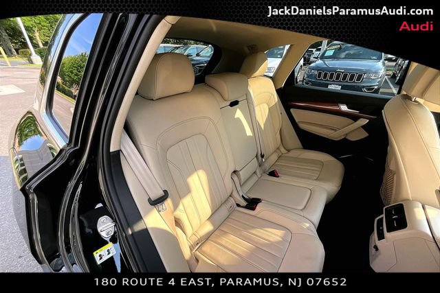Certified 2023 Audi Q5 2.0T Premium w/ Convenience Package AWD/4WD image 19