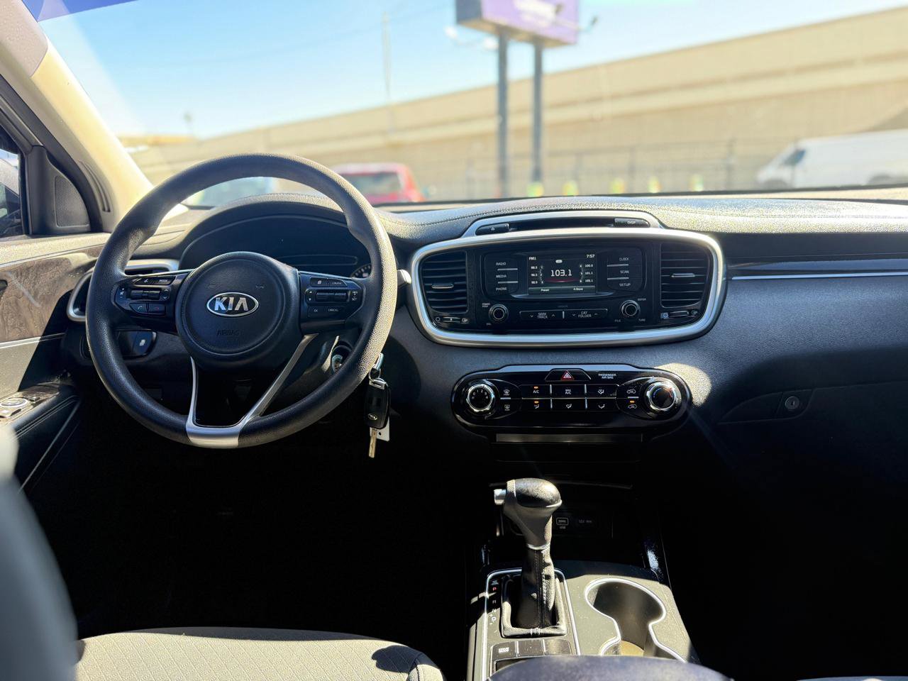 Used 2018 Kia Sorento L FWD image 14