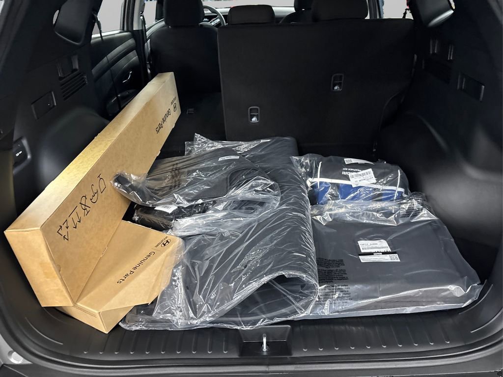New 2026 Hyundai Tucson SE image 11