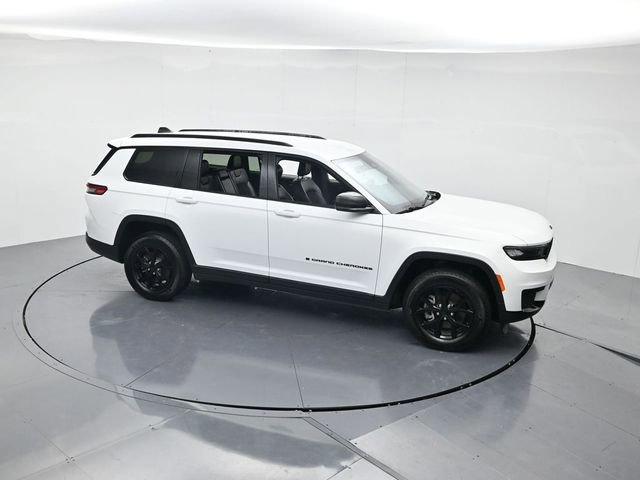 Used 2024 Jeep Grand Cherokee L Laredo image 41