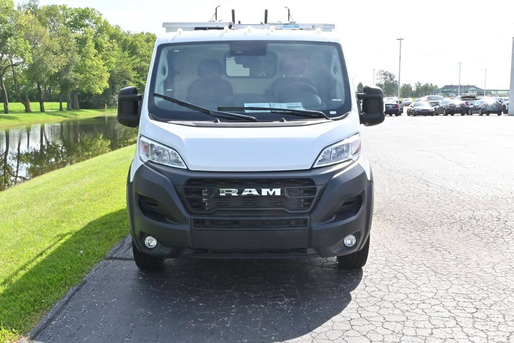 Used 2025 RAM ProMaster 2500 w/ Safety Group FWD image 2