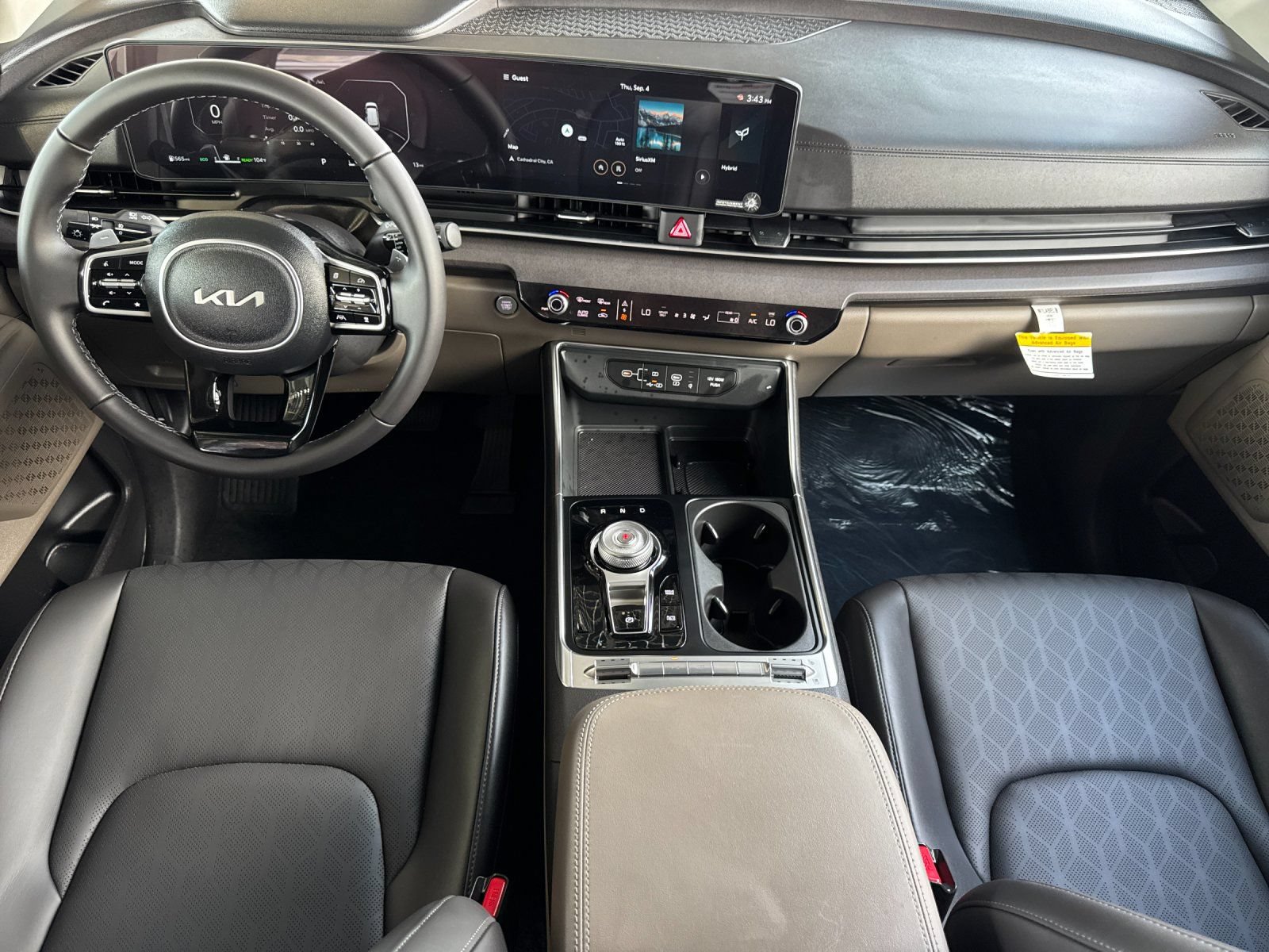 Certified 2026 Kia Carnival SX FWD image 14