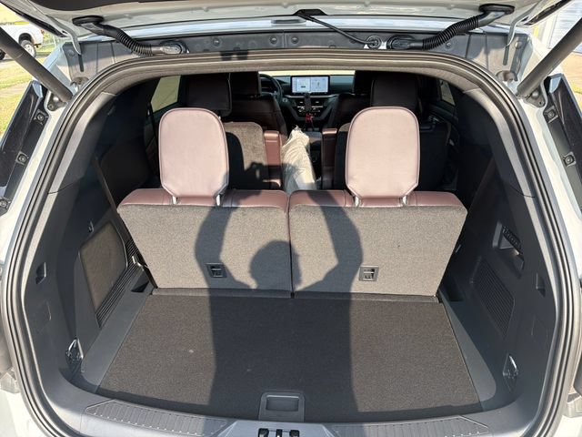 New 2027 Ford Explorer Platinum w/ LUX Leather Package AWD/4WD image 7