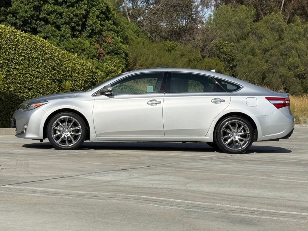 Used 2014 Toyota Avalon Limited image 8