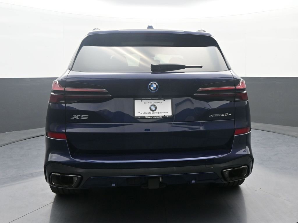 New 2026 BMW X5 xDrive50e w/ M Sport Package AWD/4WD image 6