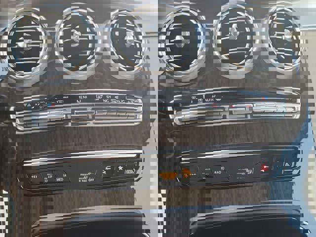 Used 2022 Mercedes-Benz GLC 300 image 21