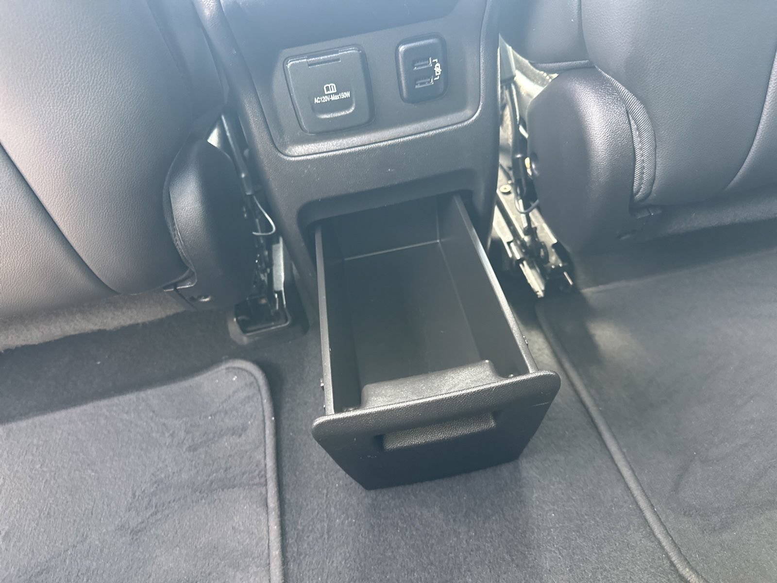 Used 2018 GMC Acadia Denali AWD/4WD image 24