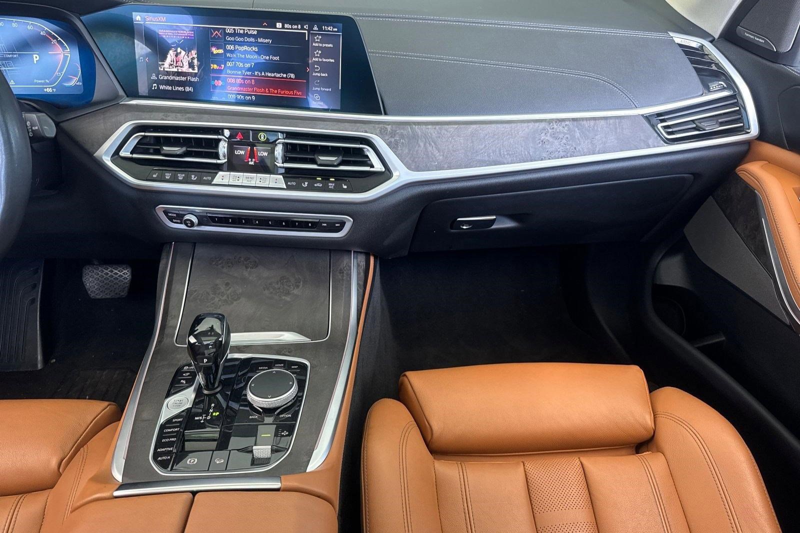 Used 2021 BMW X7 xDrive40i w/ Premium Package AWD/4WD image 29