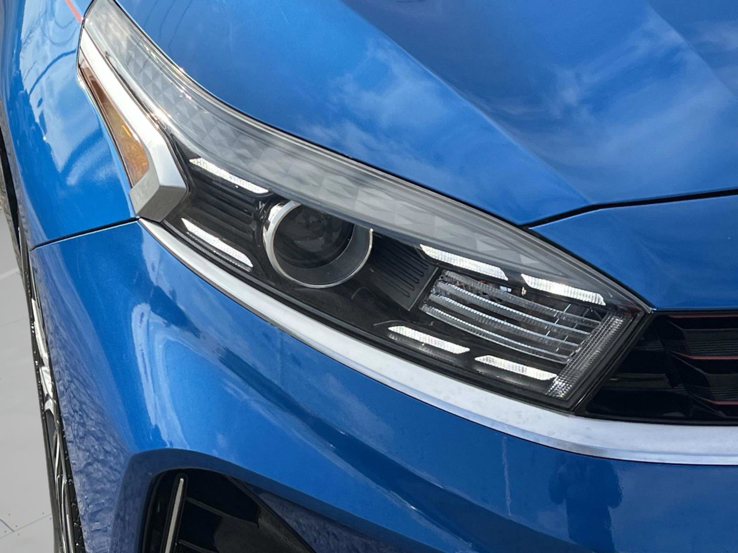 Used 2022 Kia Forte GT-Line image 33