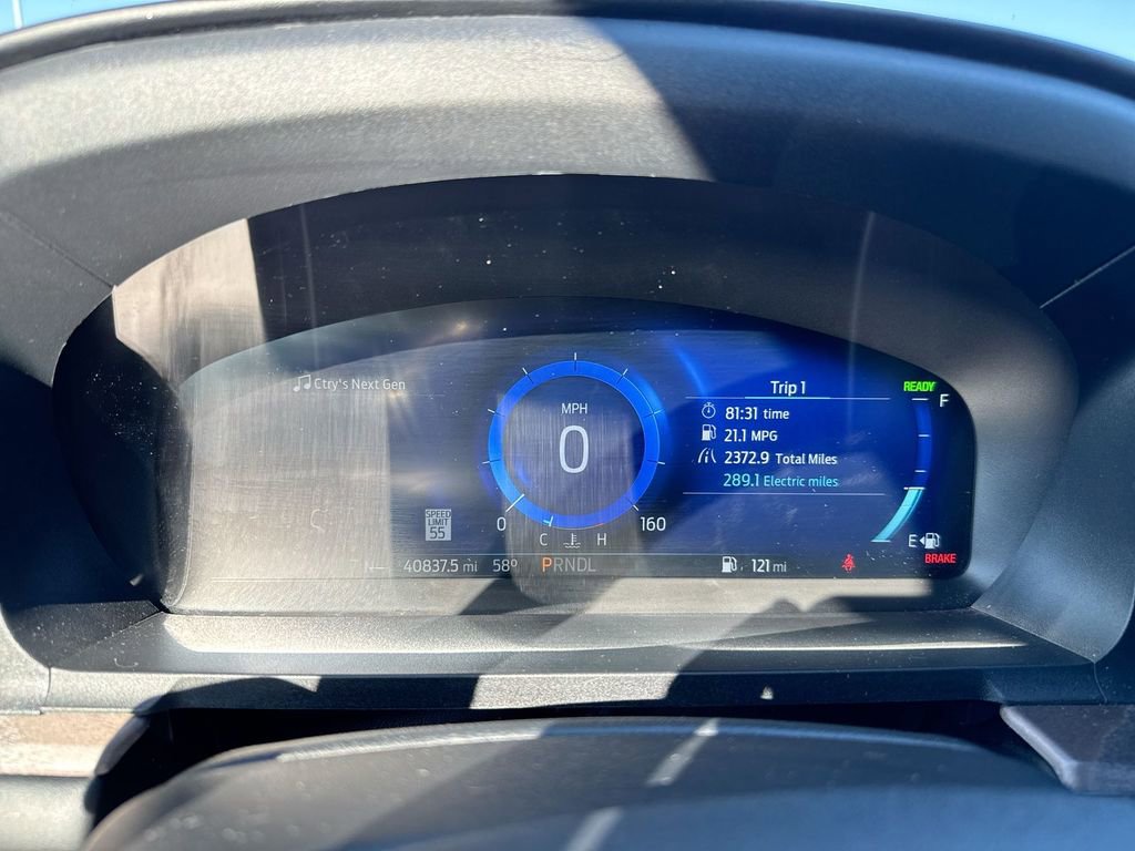 Used 2022 Ford Explorer Platinum w/ Technology Package image 12