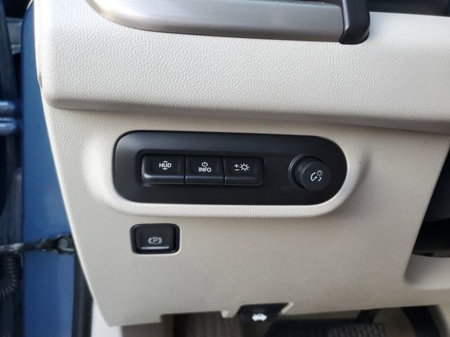 Used 2024 GMC Terrain Denali w/ Denali Premium Package image 30