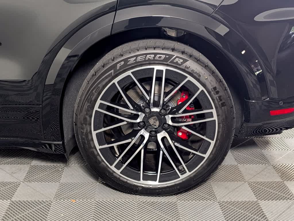 New 2026 Porsche Cayenne Turbo Electric AWD/4WD image 12