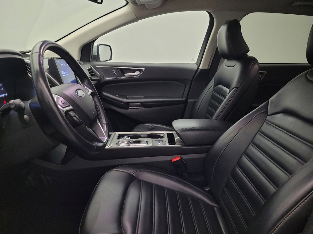 Used 2023 Ford Edge SEL image 17