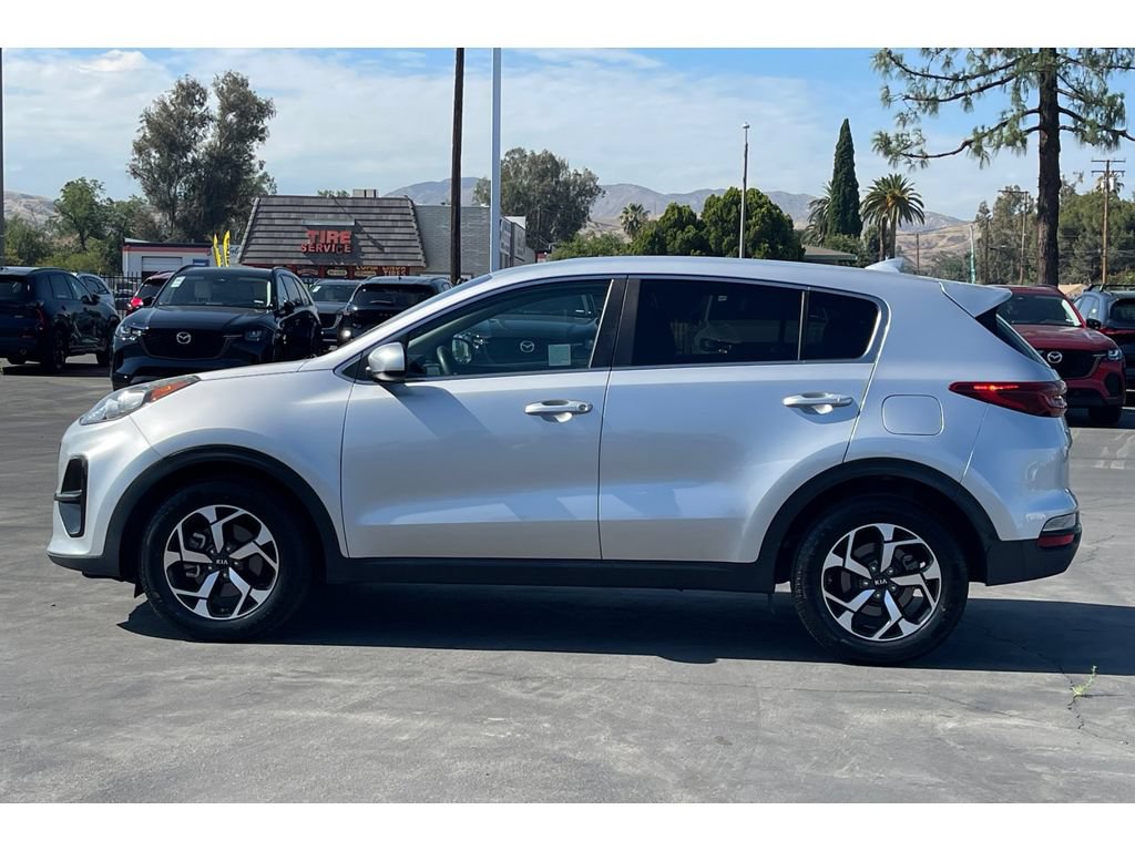 Used 2021 Kia Sportage LX FWD image 2