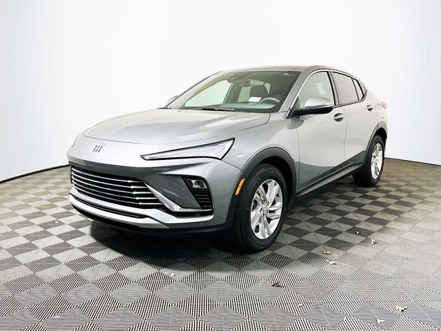 Used 2025 Buick Envista Preferred image 4