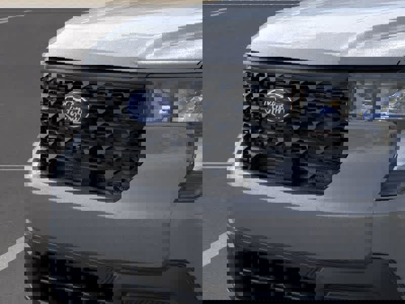 New 2026 Ford Maverick XL image 18