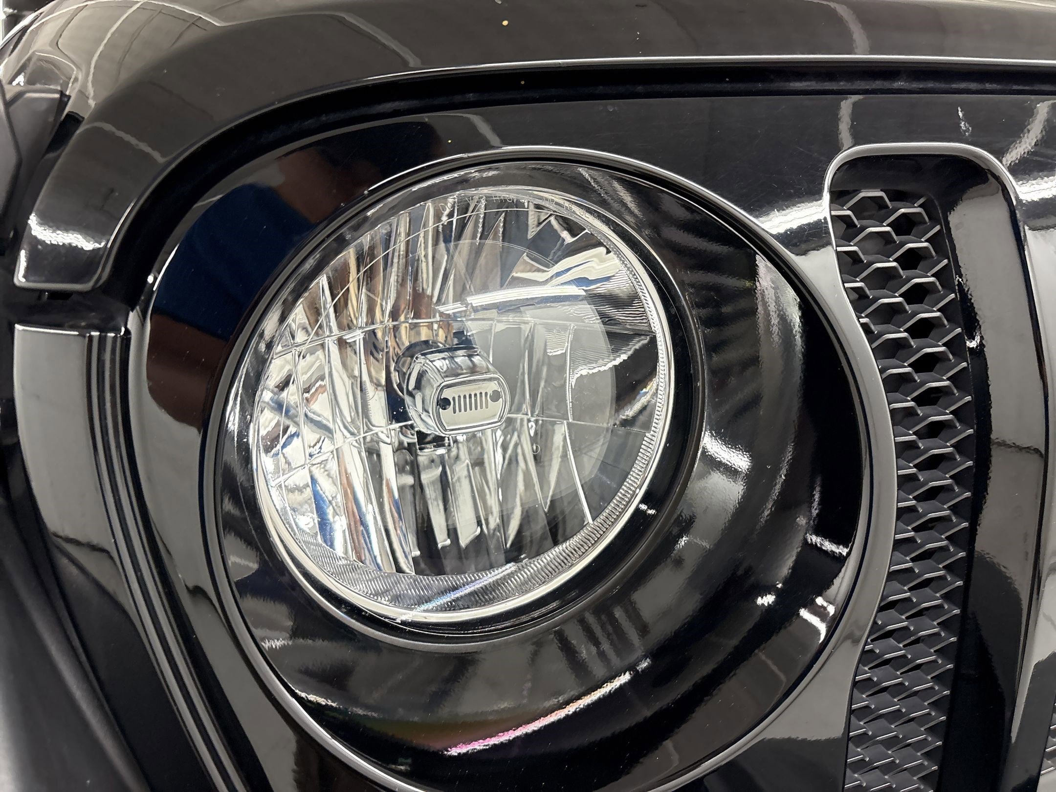 Used 2020 Jeep Wrangler Unlimited Sport S image 11