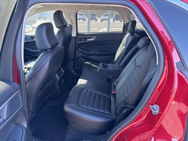 Used 2024 Ford Edge SEL w/ Convenience Package image 11