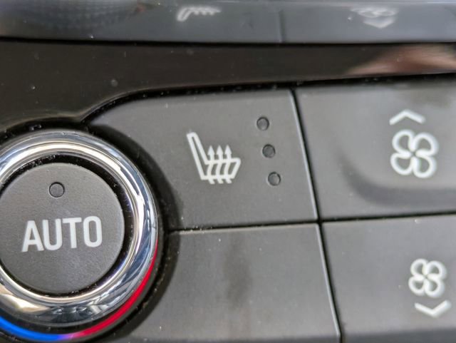 Used 2019 Buick LaCrosse Essence w/ Sun and Shade Package image 23