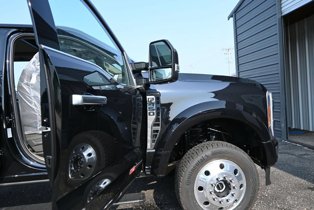 New 2026 Ford F450 Platinum w/ Platinum Plus Package AWD/4WD image 73