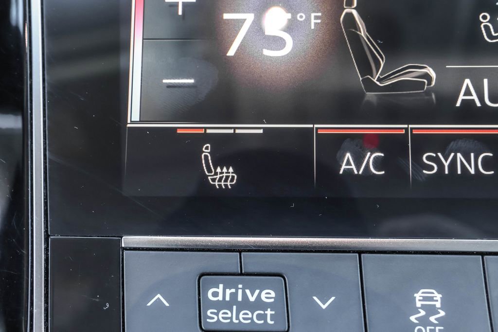 Used 2024 Audi Q7 3.0T Premium Plus AWD/4WD image 26
