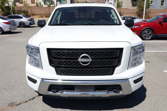 Used 2023 Nissan Titan SV image 9