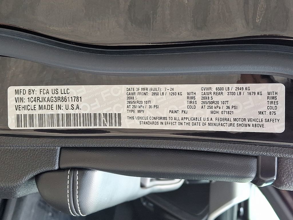 Certified 2024 Jeep Grand Cherokee L Altitude AWD/4WD image 28