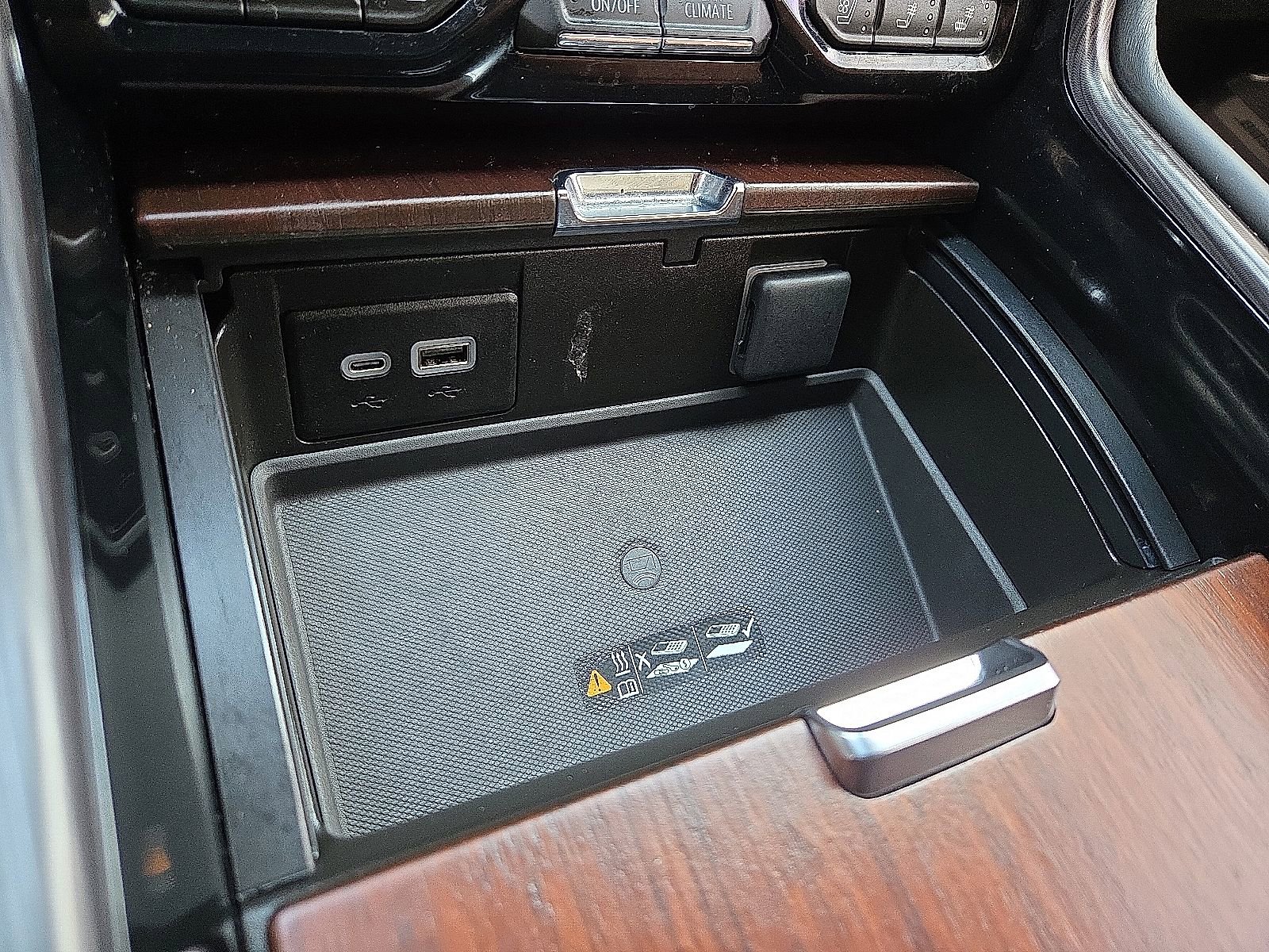 Certified 2023 GMC Yukon Denali Ultimate image 20