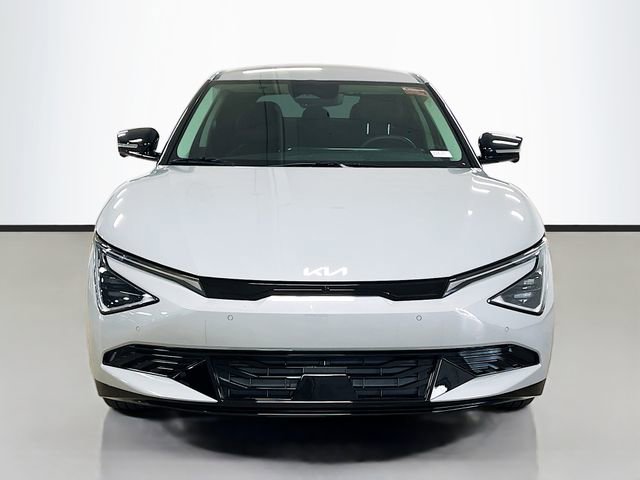 New 2025 Kia EV6 Wind image 2